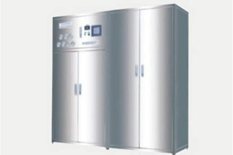 The fully automatic pure water treatment system