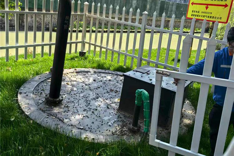 The combination of negative pressure drainage system