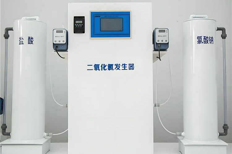 Chlorine dioxide generator