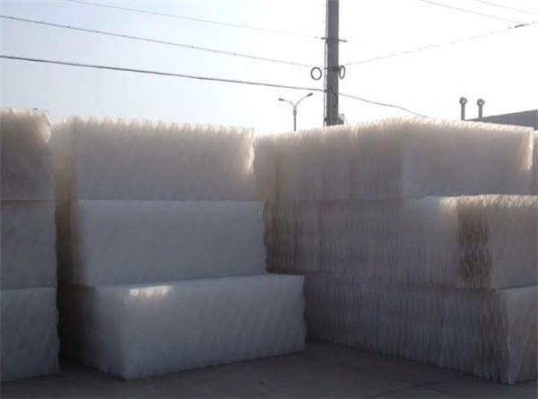 Hexagonal honeycomb packing