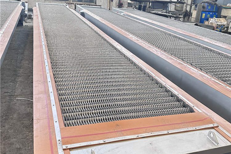 Grid cleaning machine